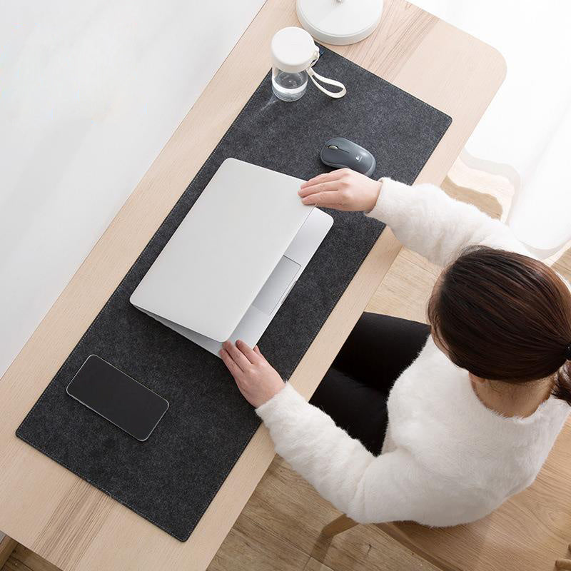 Minimalistic Non-Slip Protector Felt Desk Pad